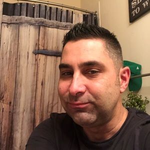 Meet your Posher, Raymond